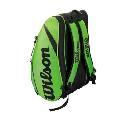Bag for padel seen from behind. Green with black "Wilson" on the straps.