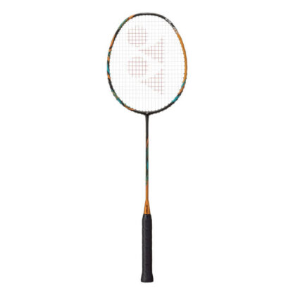 Black and gold badminton racquet with turquoise details from Yonex. Play in silver writing on the top right of the racquet head. White strings with red Yonex logo and black grip. Yonex Astrox 88 D Play in Camel Gold..