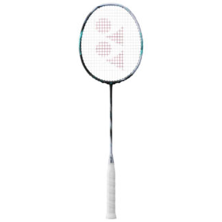 Black and silver badminton racquet with turquoise details from Yonex. Astrox in turqouise writing on the side of the frame. White strings with red Yonex logo and white grip. Yonex Astrox 88 D Pro in Black/Silver.
