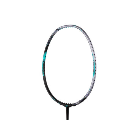 Close up of the head of black and silver badminton racquet with turquoise details from Yonex. Astrox in turqouise writing on the side of the frame. Yonex Astrox 88 D Pro in Black/Silver.
