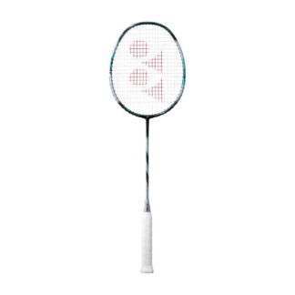 Black and silver badminton racquet with turquoise details from Yonex. Play in turqouise writing on the side of the frame. White strings with red Yonex logo and white grip. Yonex Astrox 88 Play in Black/Silver.